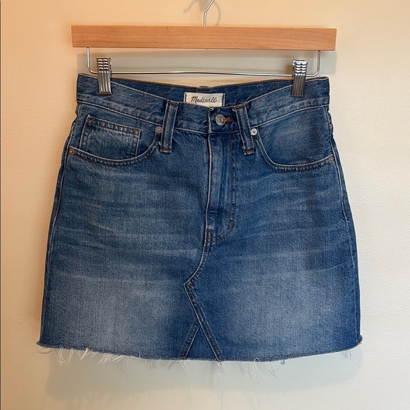 Denim mini skirt from Madewell in great condition! - Picture 1 of 4
